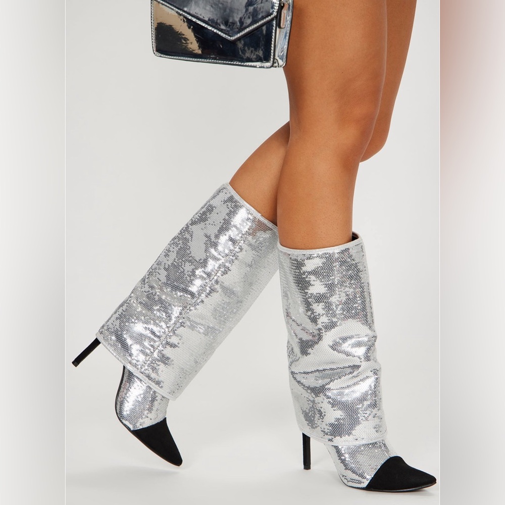 ✨NEW SILVER HEEL BOOTS✨